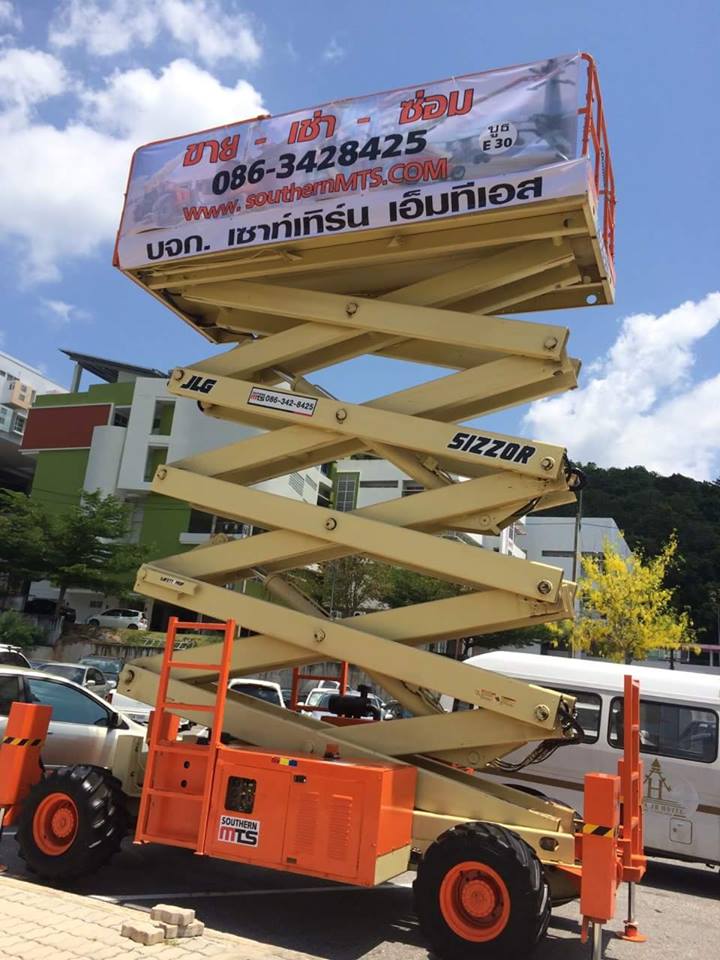 เปิดตัวไปแล้วกับ รถกระเช้าขากรรไกร  X-LIFT คันใหญ่ ที่สุดในภาคใต้ ในงานมหกรรมบ้านและวัสดุตกแต่งบ้าน ครั้งที่ 6  